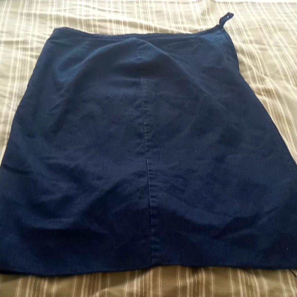 Medium navy jean skirt